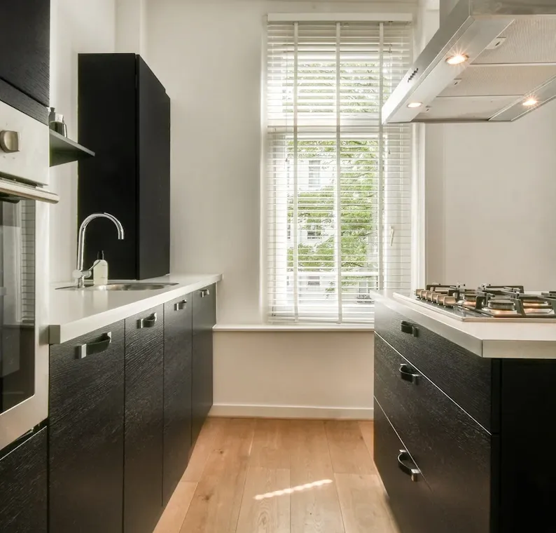 kitchen renovation 4 imgi_18_grid-modern-kitchen-with-bright-gallery